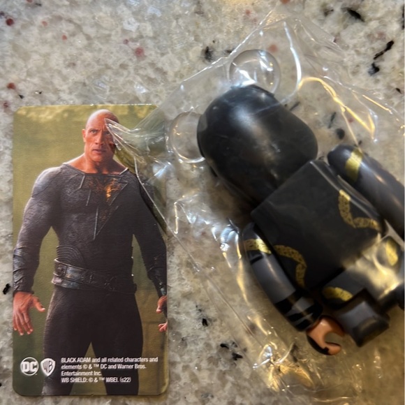 Black Adam BearBrick - Picture 3 of 3